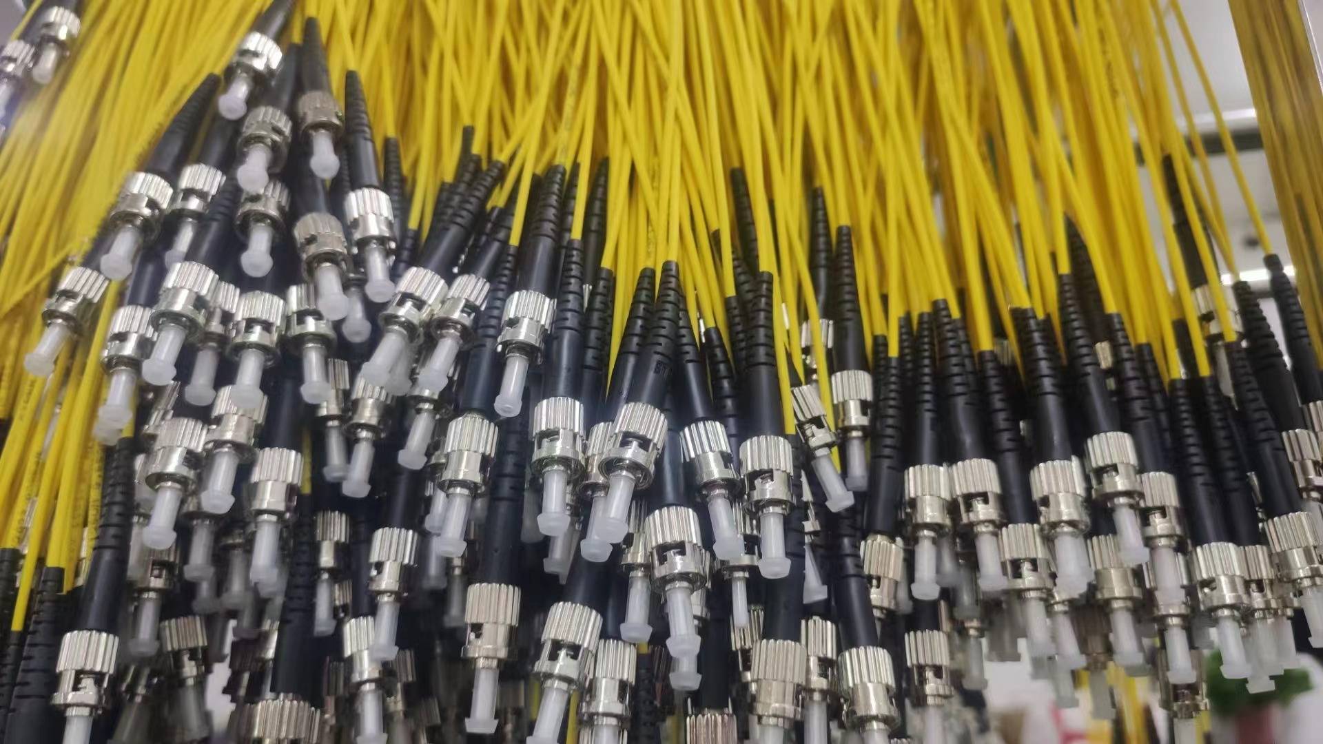 Pre terminated fiber optic cable assemblies manufacturer